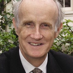 Distinguished Professor Tony McMichael Headshot 